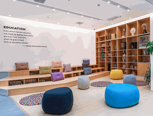 一鸣惊人教育培训